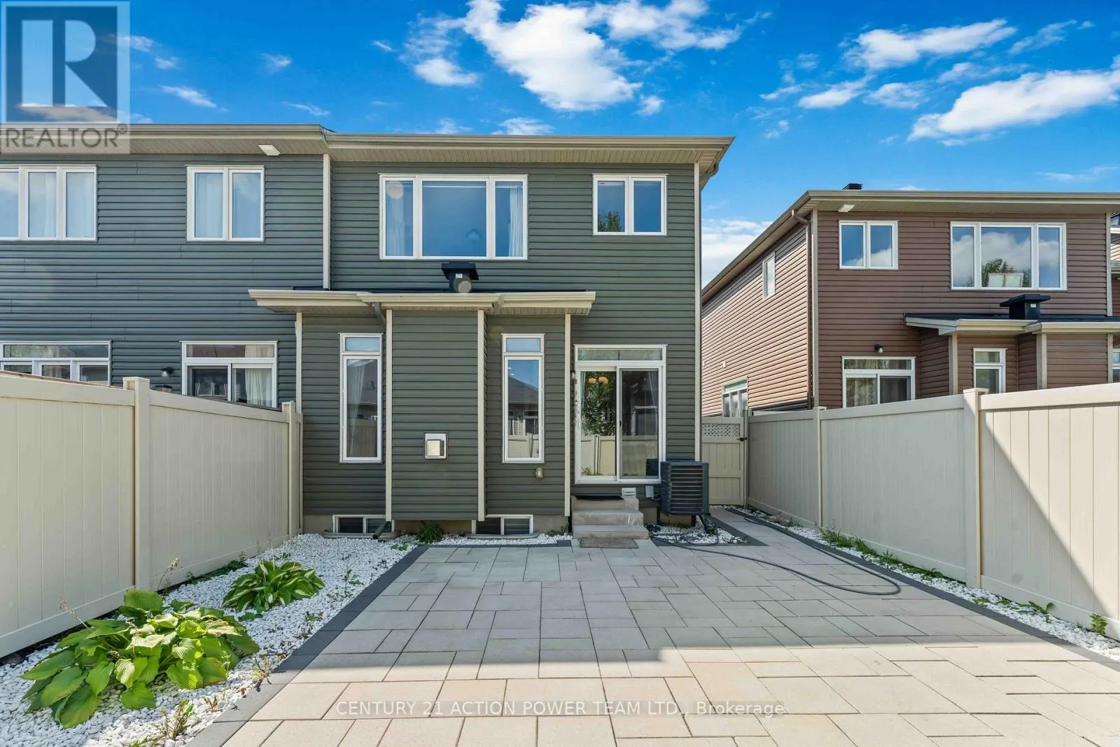 214 GOSSAMER STREET