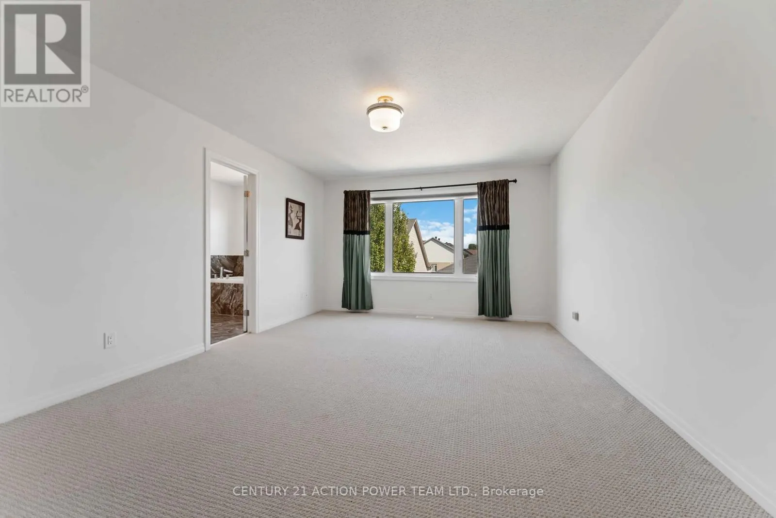 214 GOSSAMER STREET