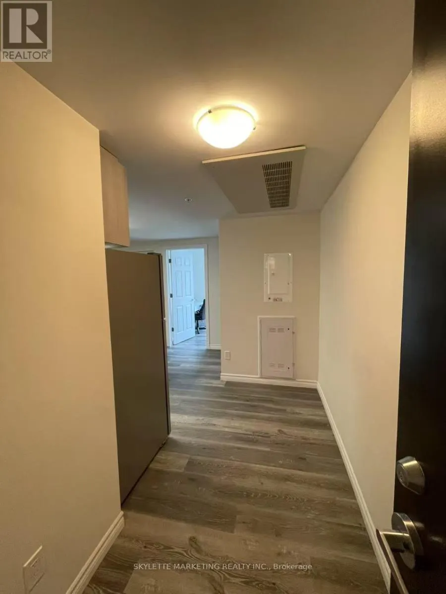 709 BDRM - 246 LESTER STREET