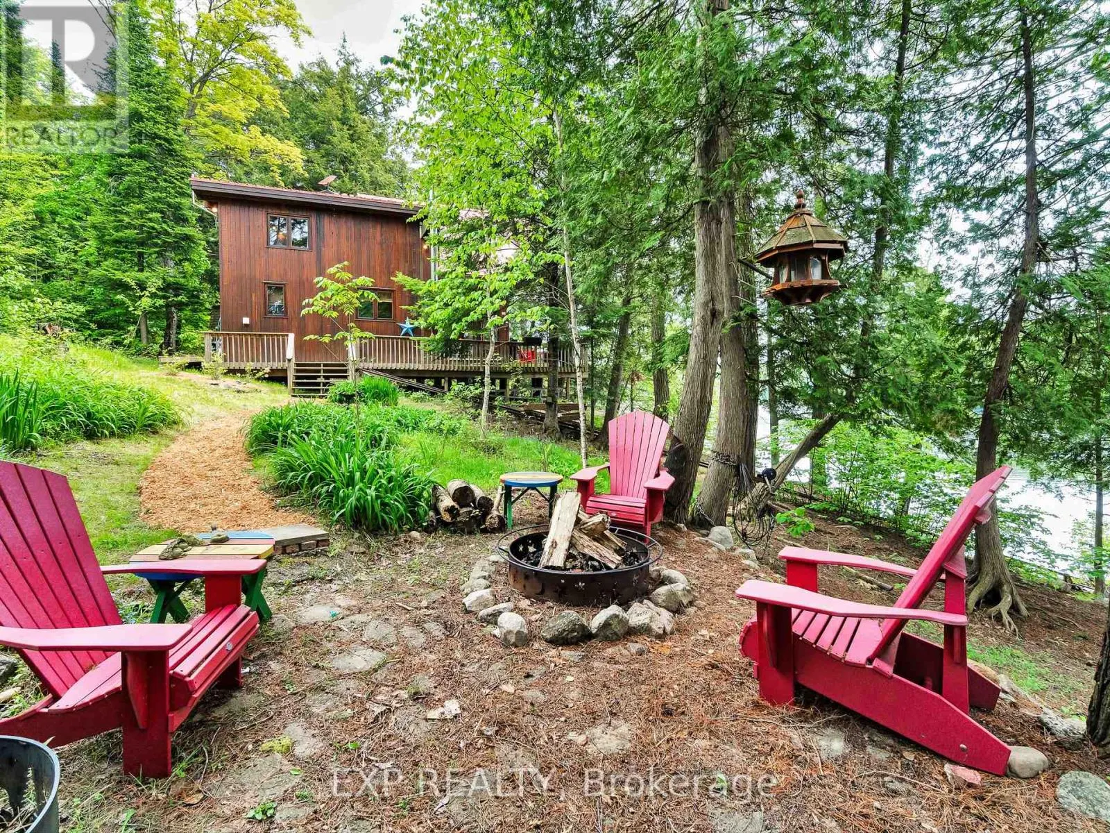 230 DOE LAKE PENINSULA