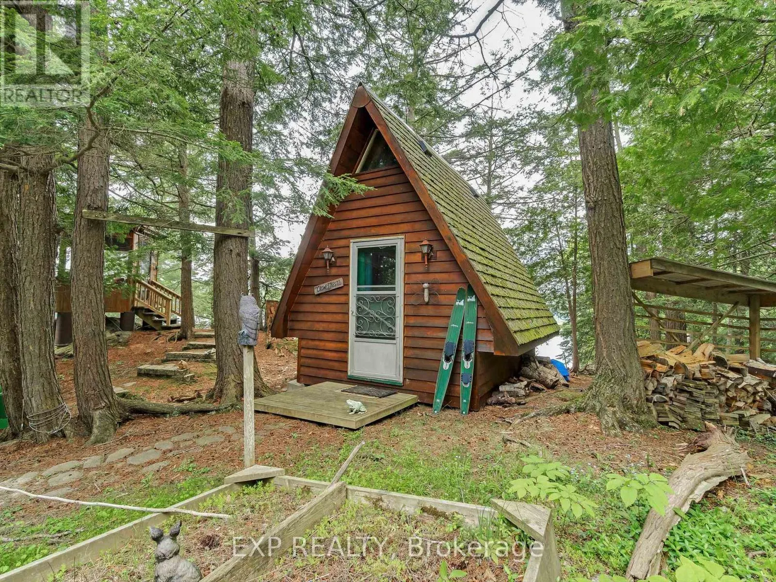 230 DOE LAKE PENINSULA