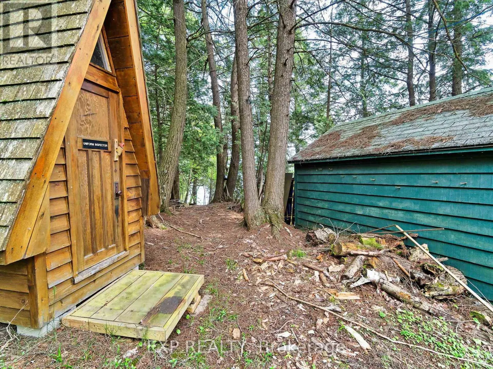230 DOE LAKE PENINSULA