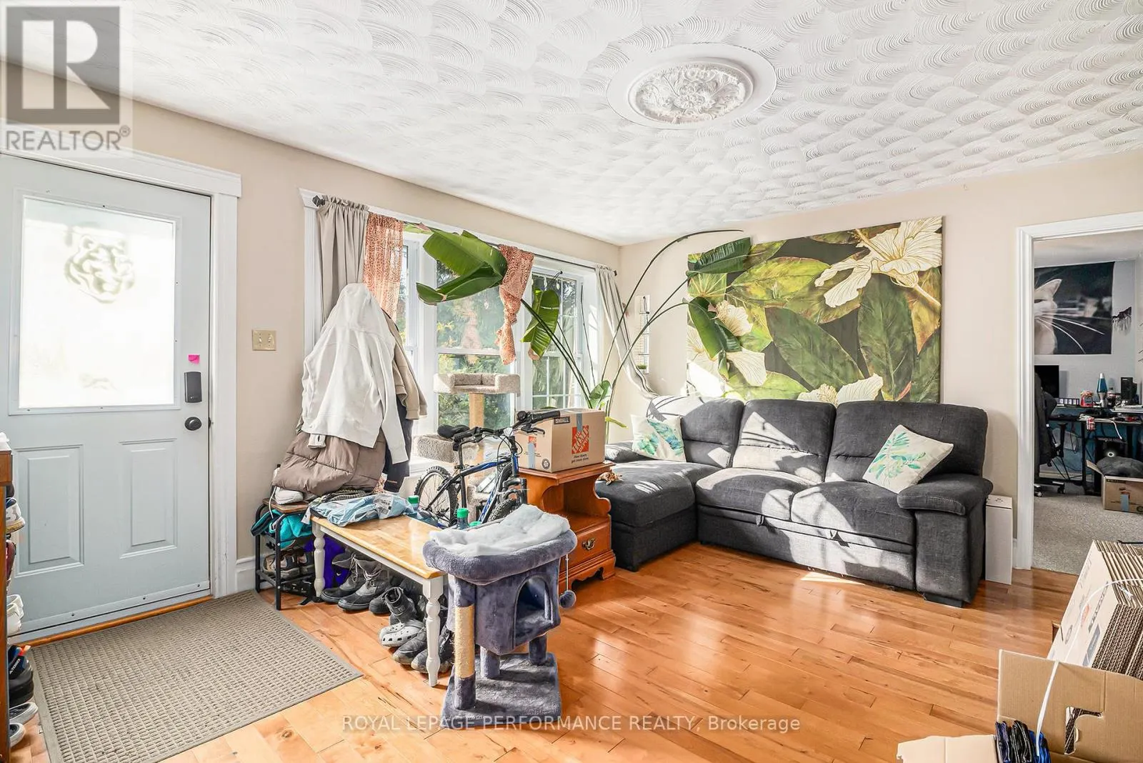 724 ST ANTOINE STREET