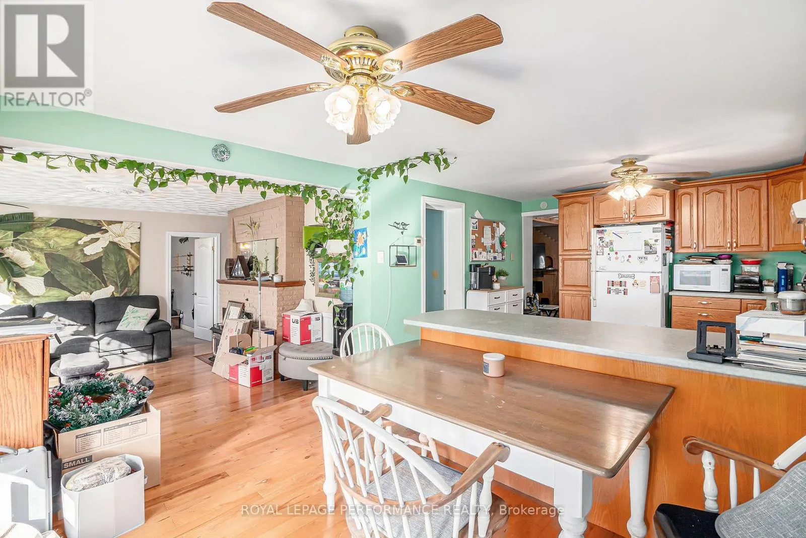 724 ST ANTOINE STREET