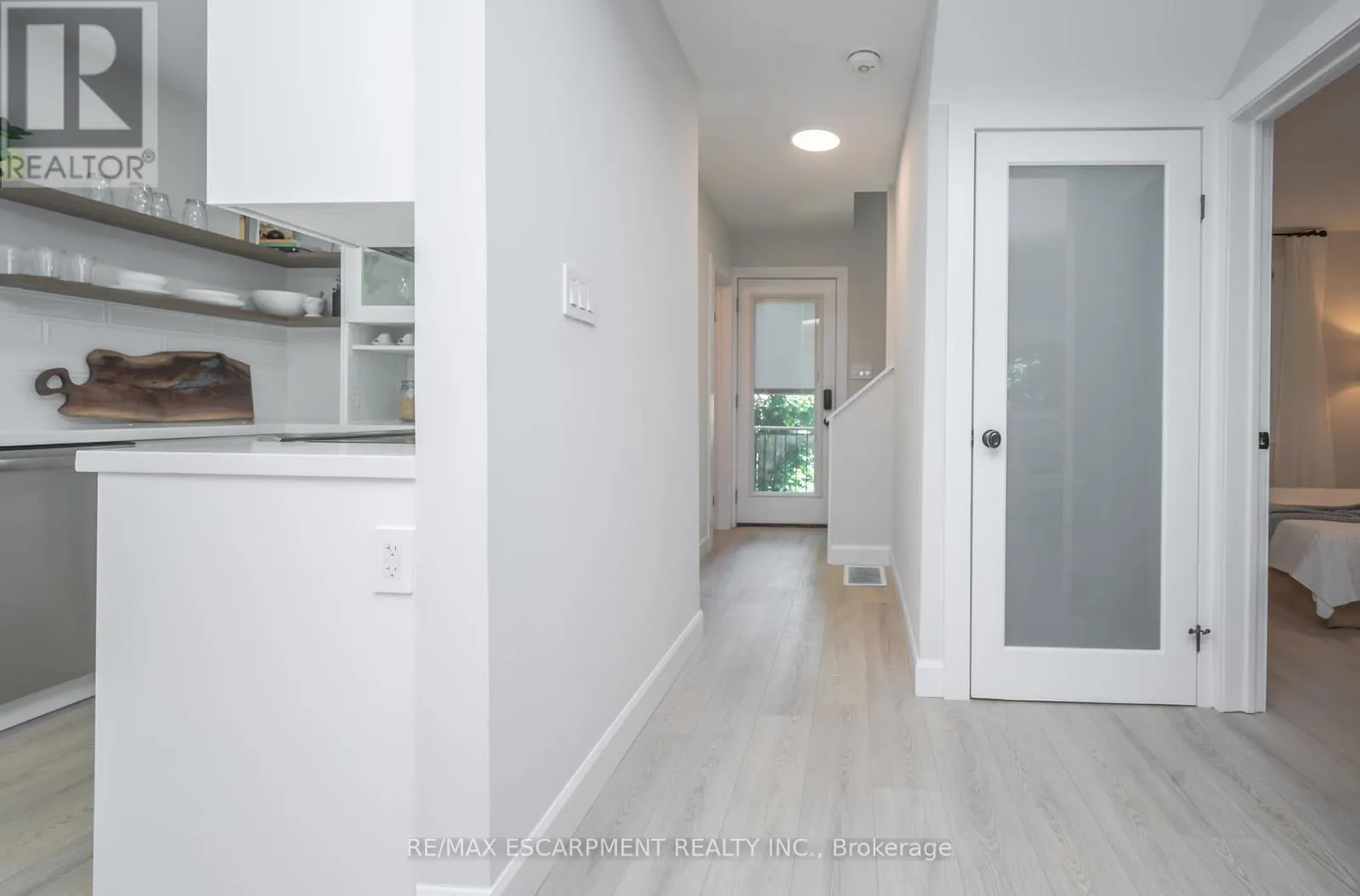 45 GLENGROVE AVENUE