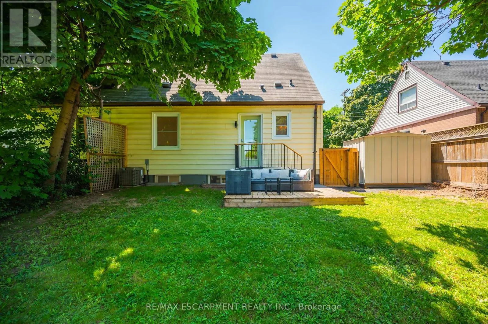 45 GLENGROVE AVENUE