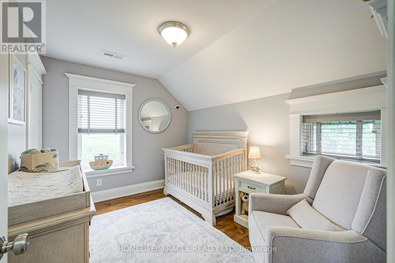 9214 OAK RIDGES DRIVE