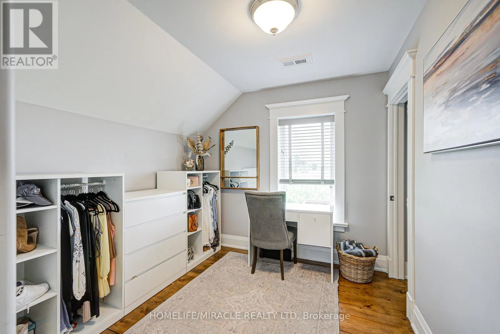 9214 OAK RIDGES DRIVE