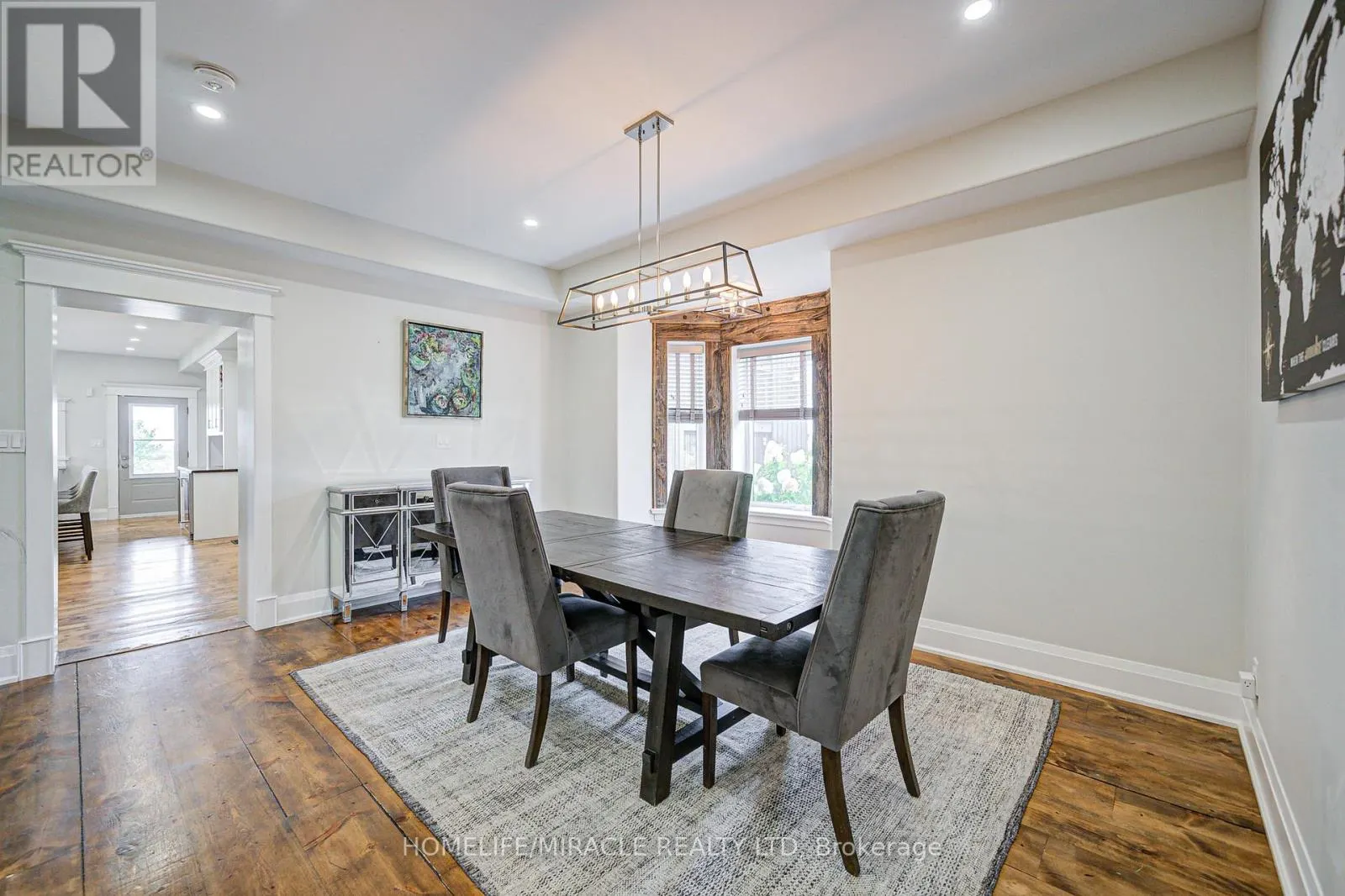 9214 OAK RIDGES DRIVE