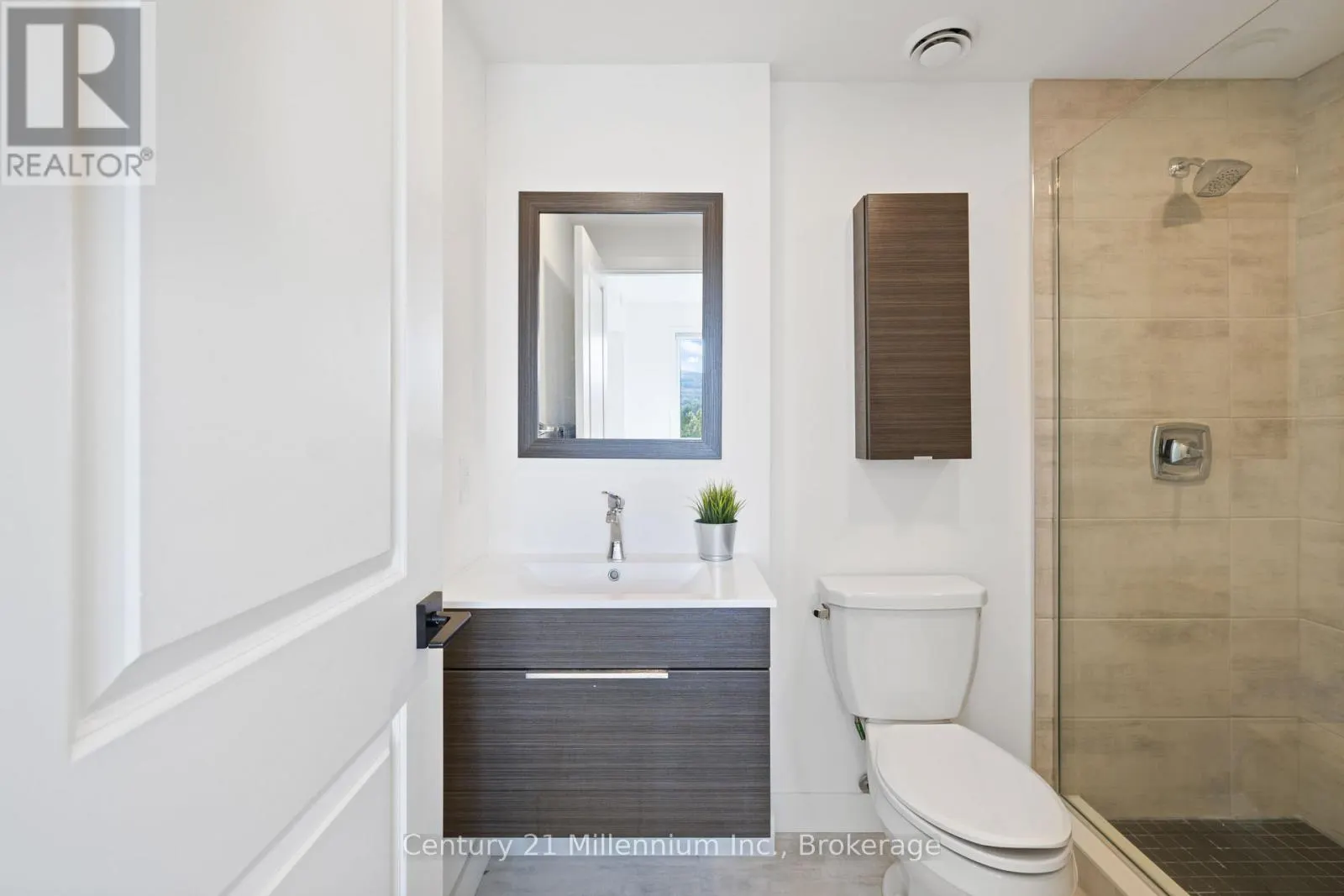 306 - 20 BECKWITH LANE, #306