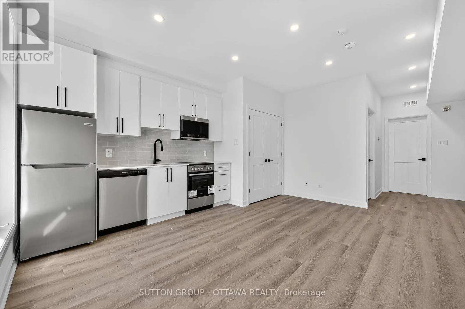 1 - 123 HARVEY STREET