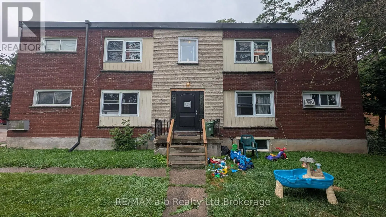 91 KING EDWARD AVENUE