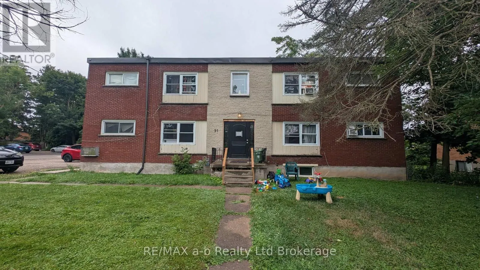 91 KING EDWARD AVENUE