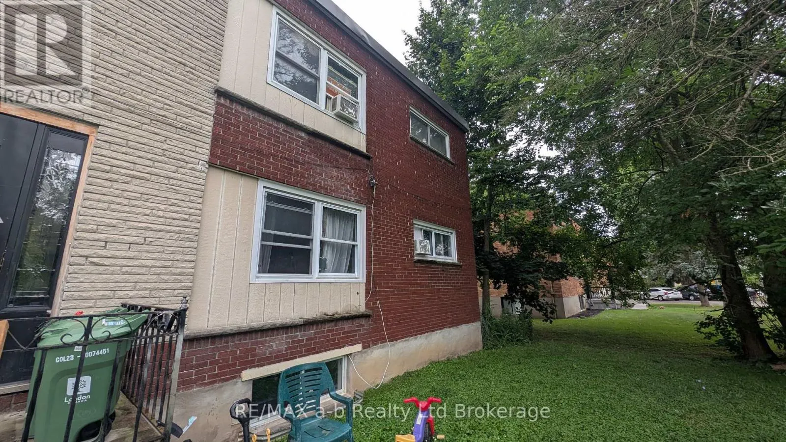 91 KING EDWARD AVENUE