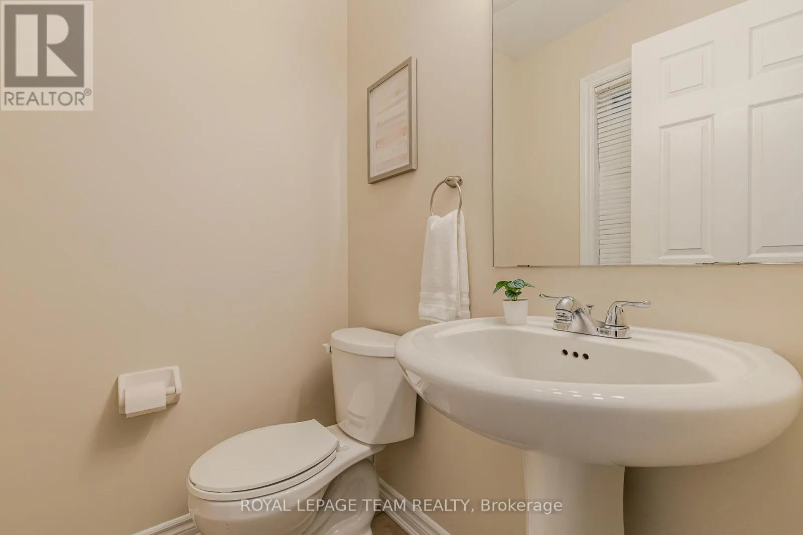 466 MEADOWHAWK CRESCENT
