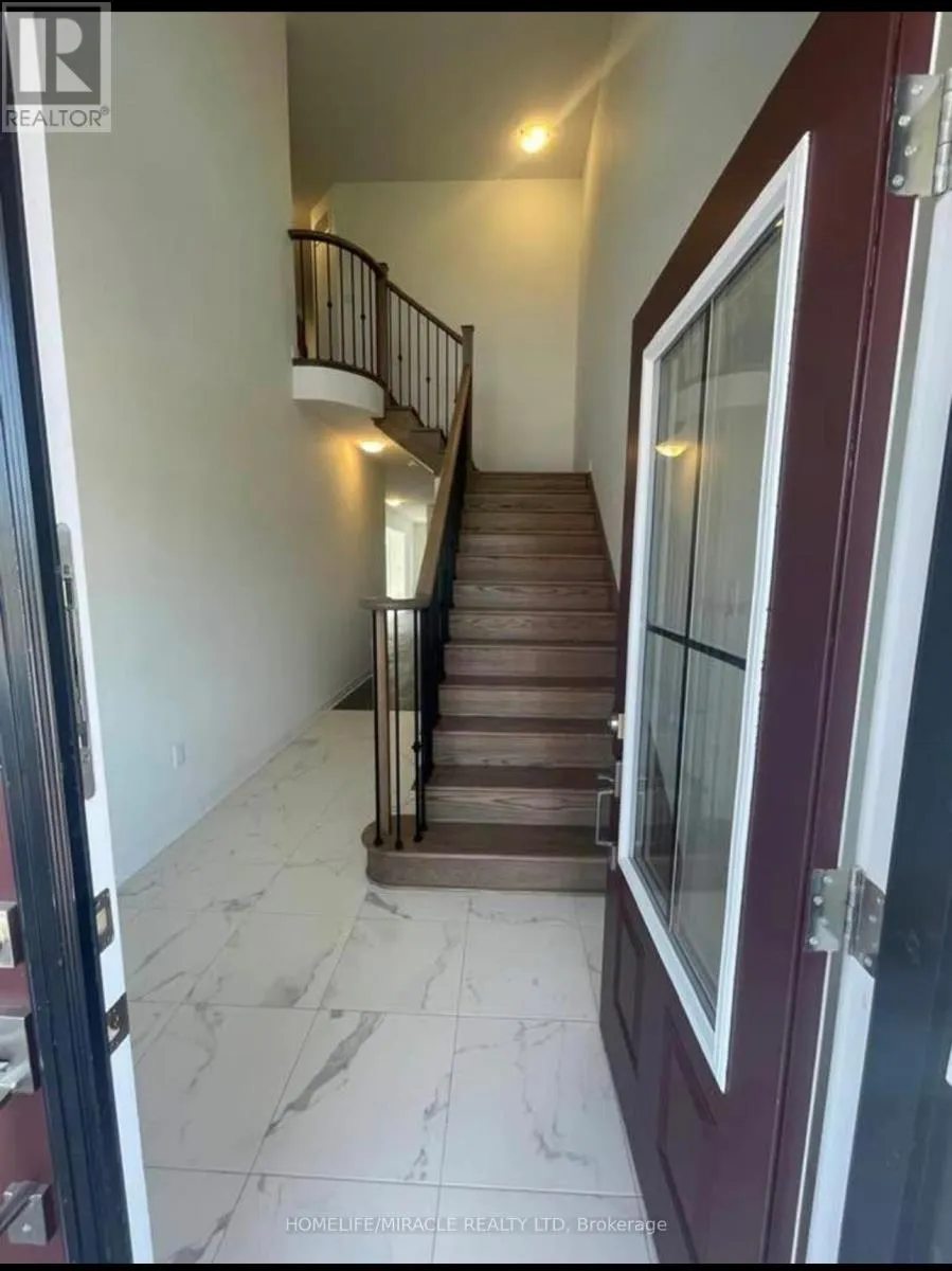36 PORT CRESCENT