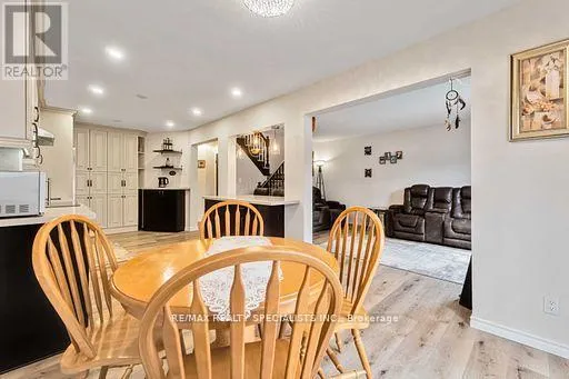 17 RANNIE COURT