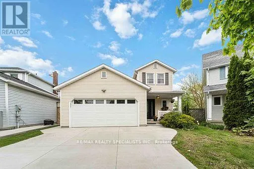 17 RANNIE COURT