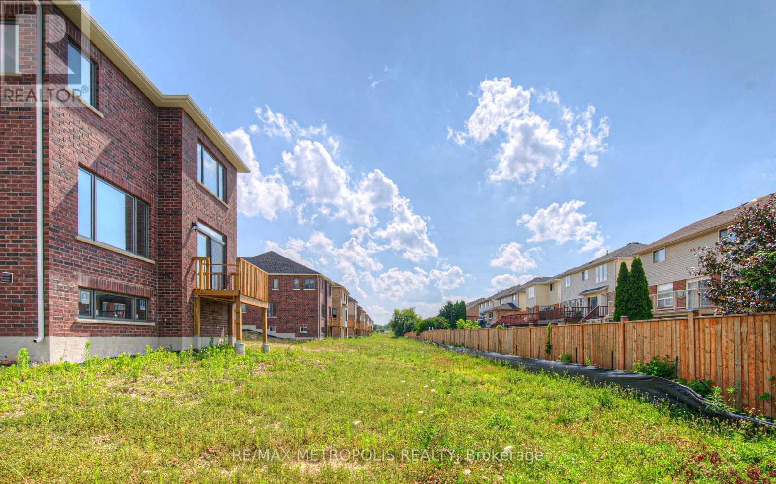 100 MOSS DRIVE