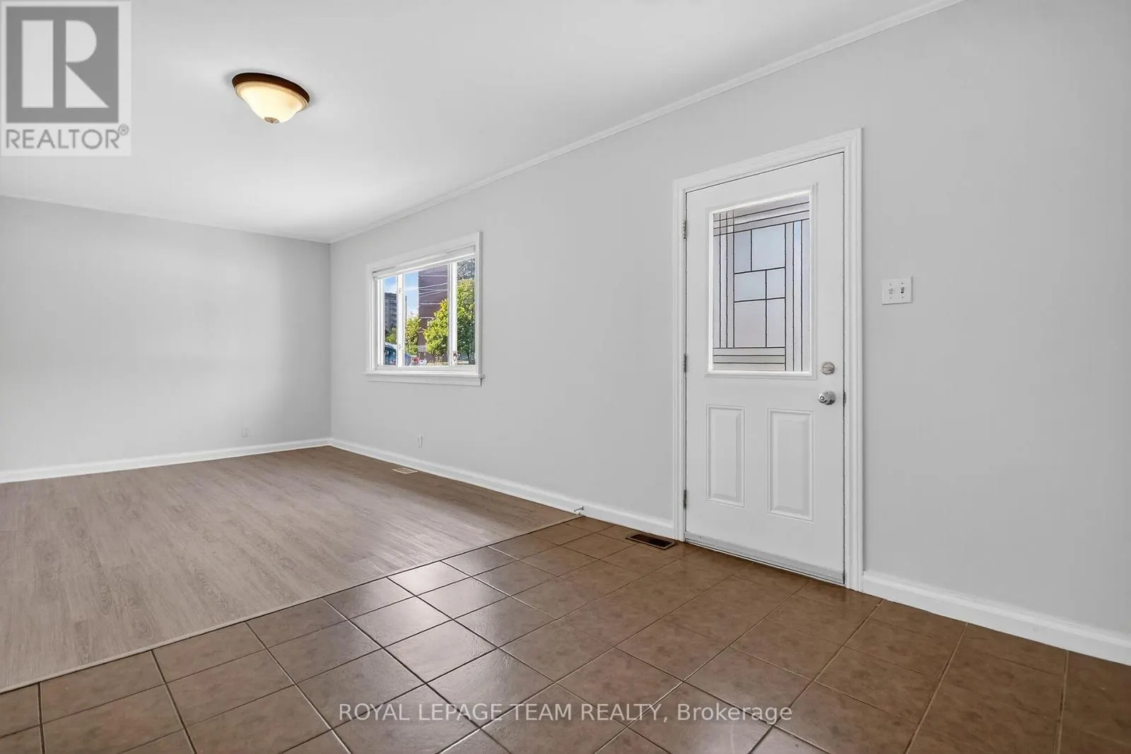 2822 RICHMOND ROAD W
