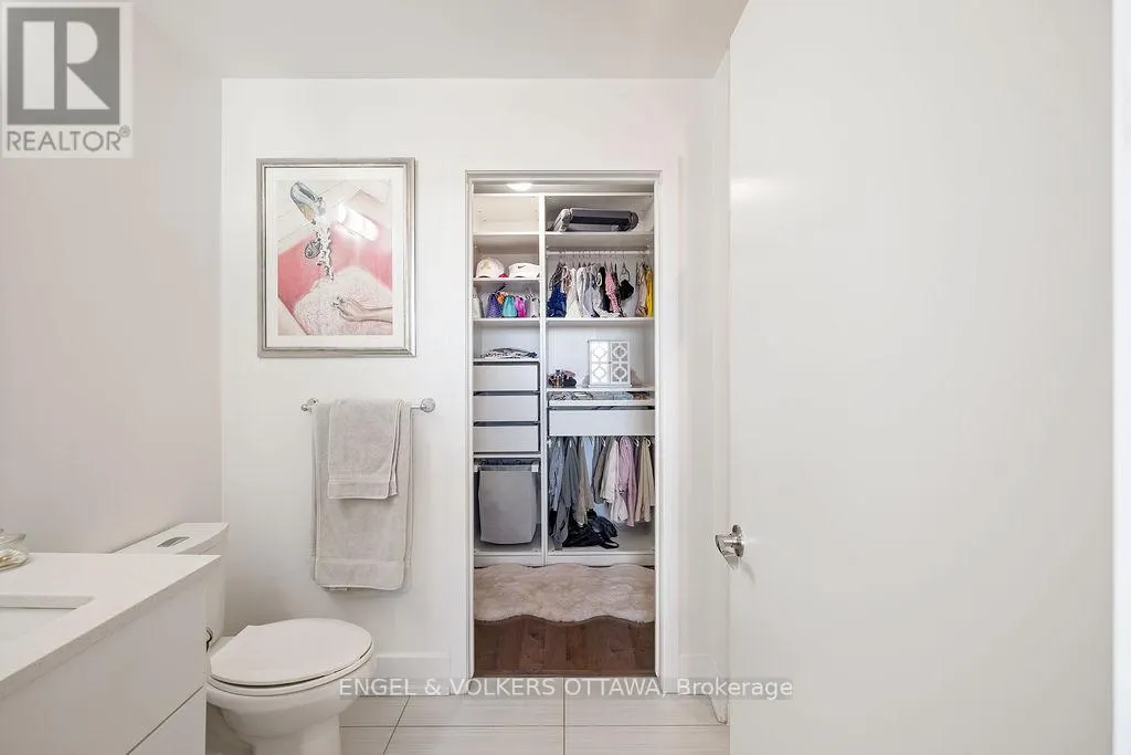 809 - 88 RICHMOND ROAD