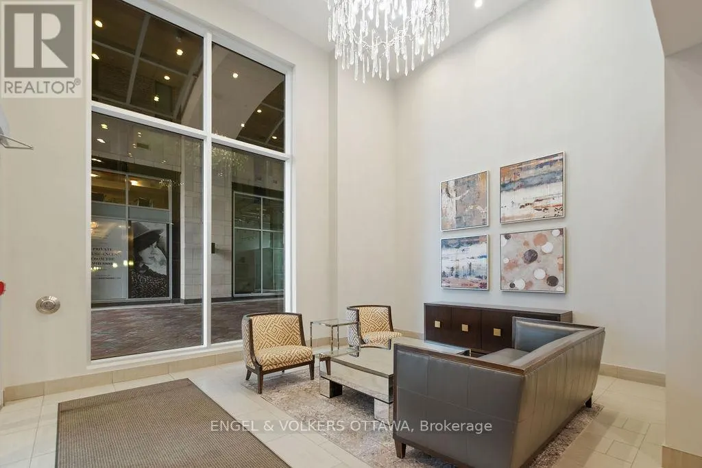 809 - 88 RICHMOND ROAD