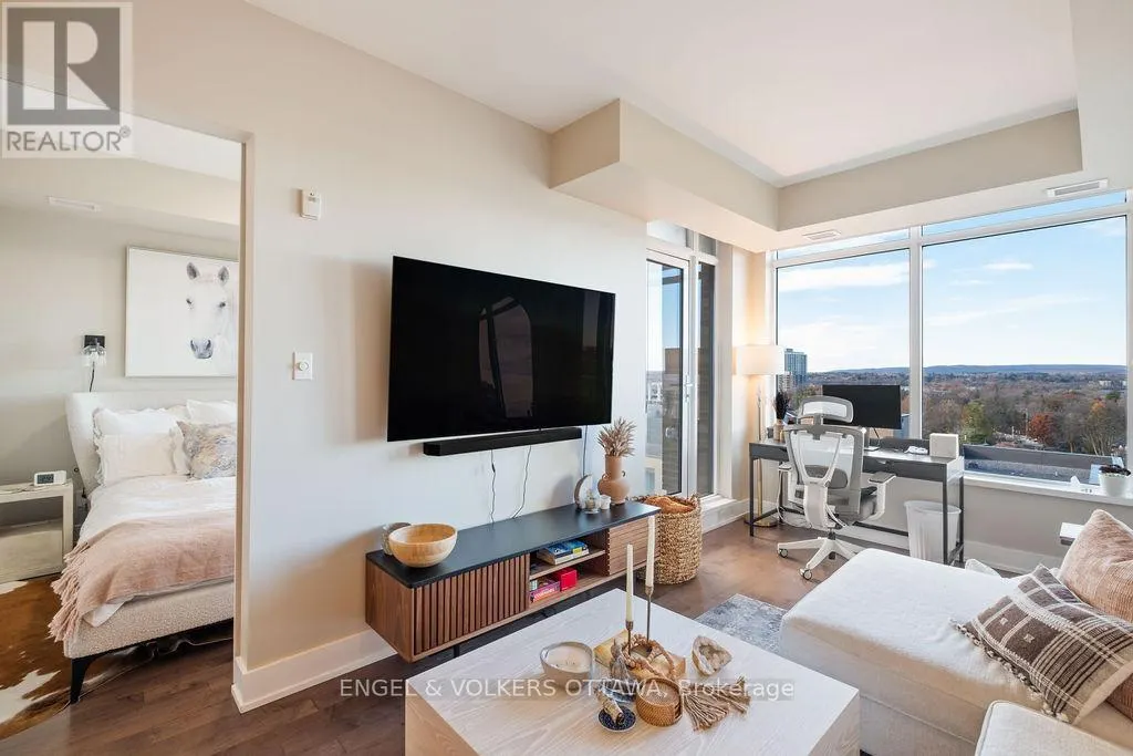 809 - 88 RICHMOND ROAD