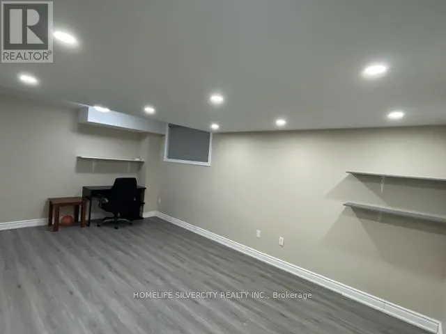 10 HARRISON DRIVE
