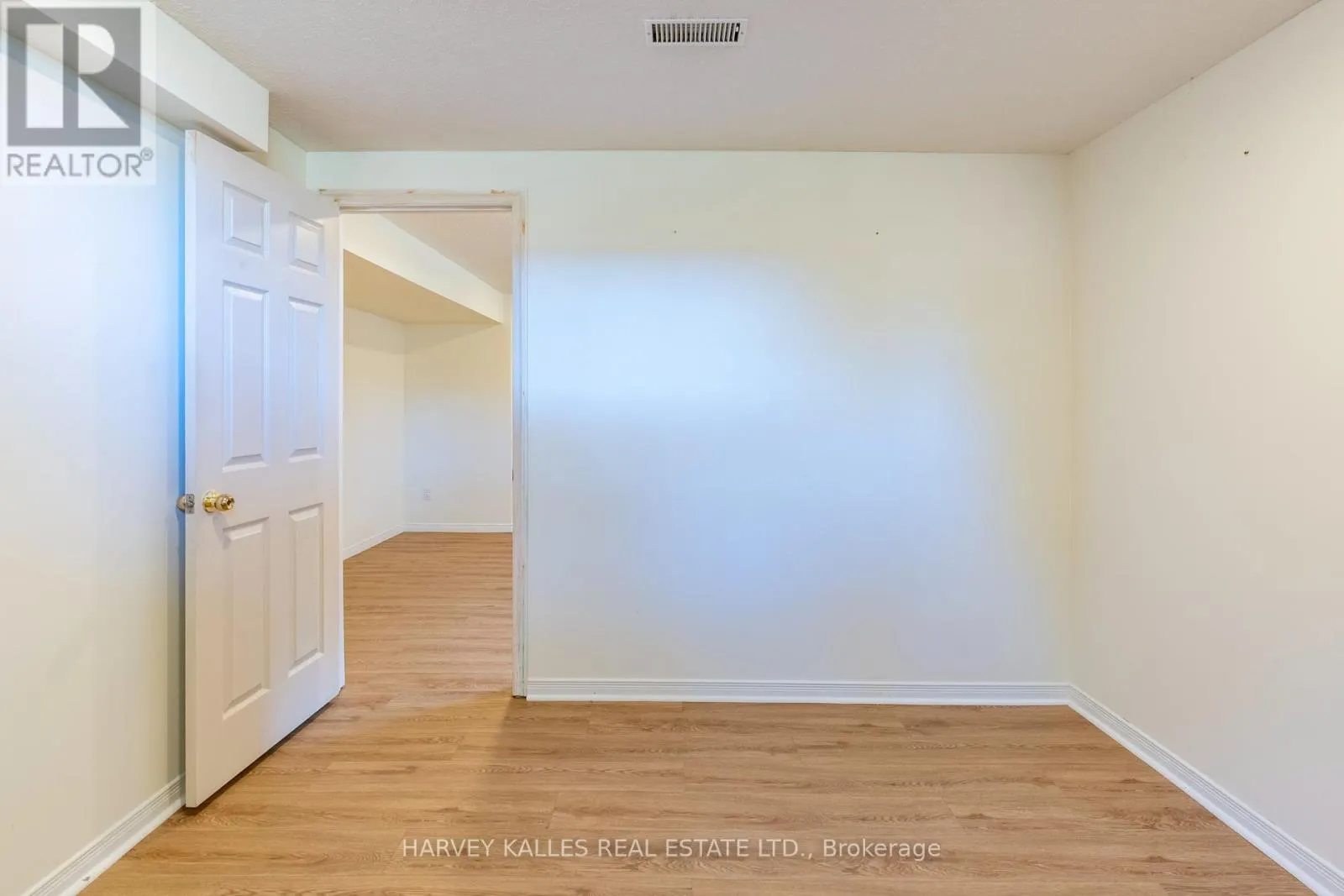 573 WINDJAMMER WAY