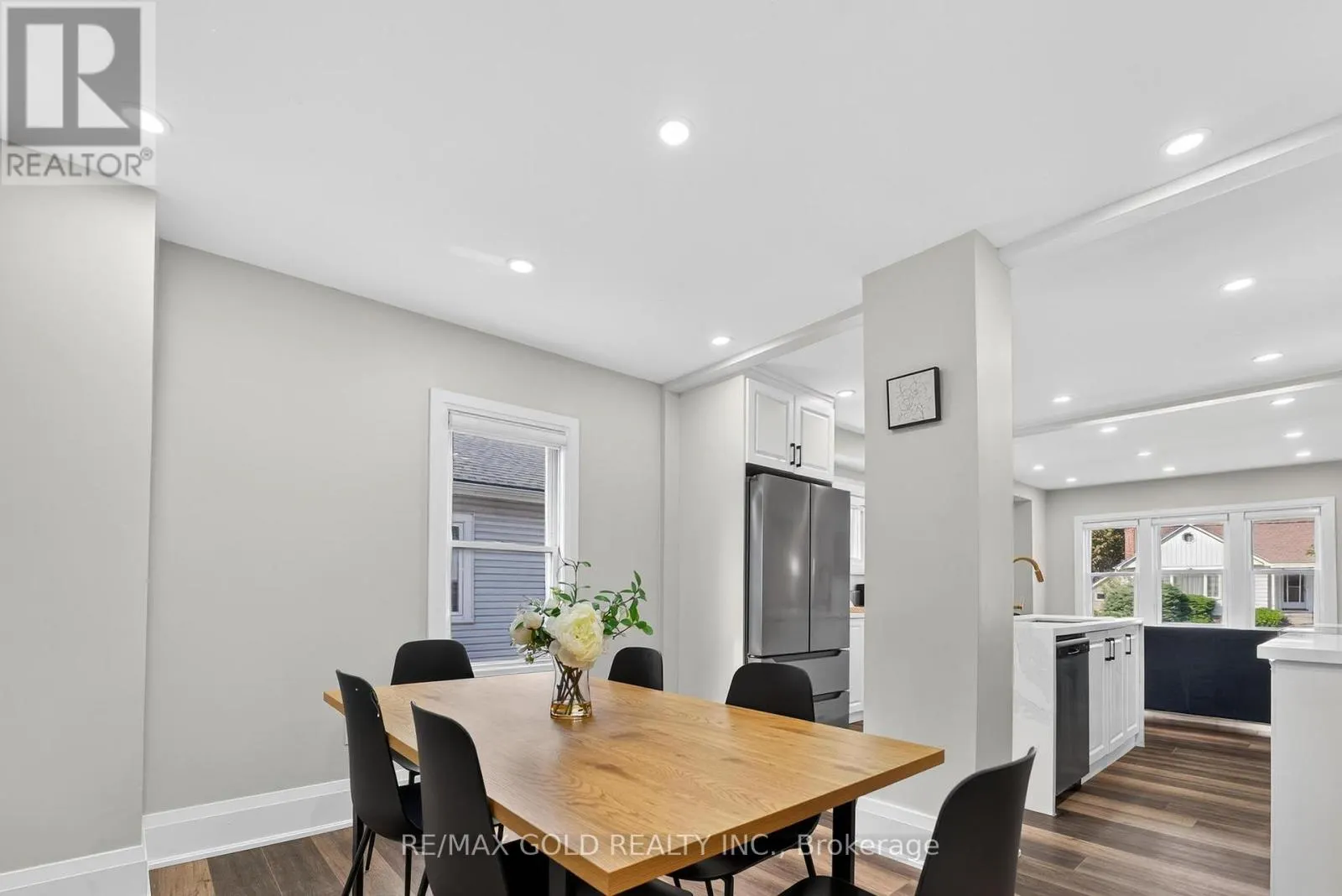 3 WARDROPE AVENUE