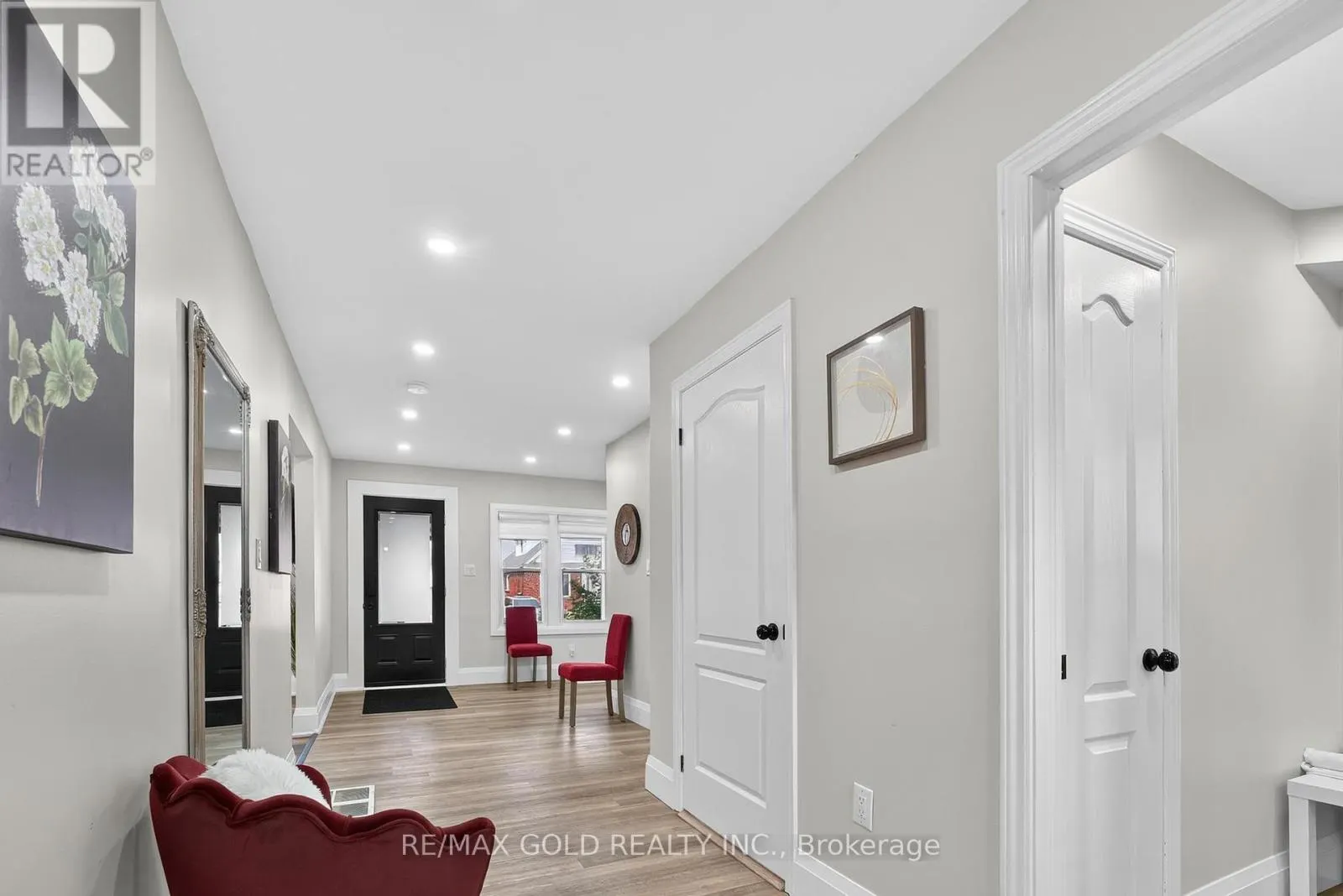 3 WARDROPE AVENUE