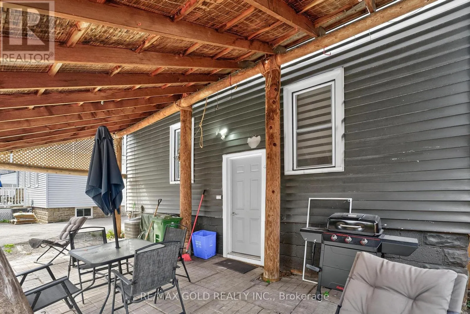3 WARDROPE AVENUE