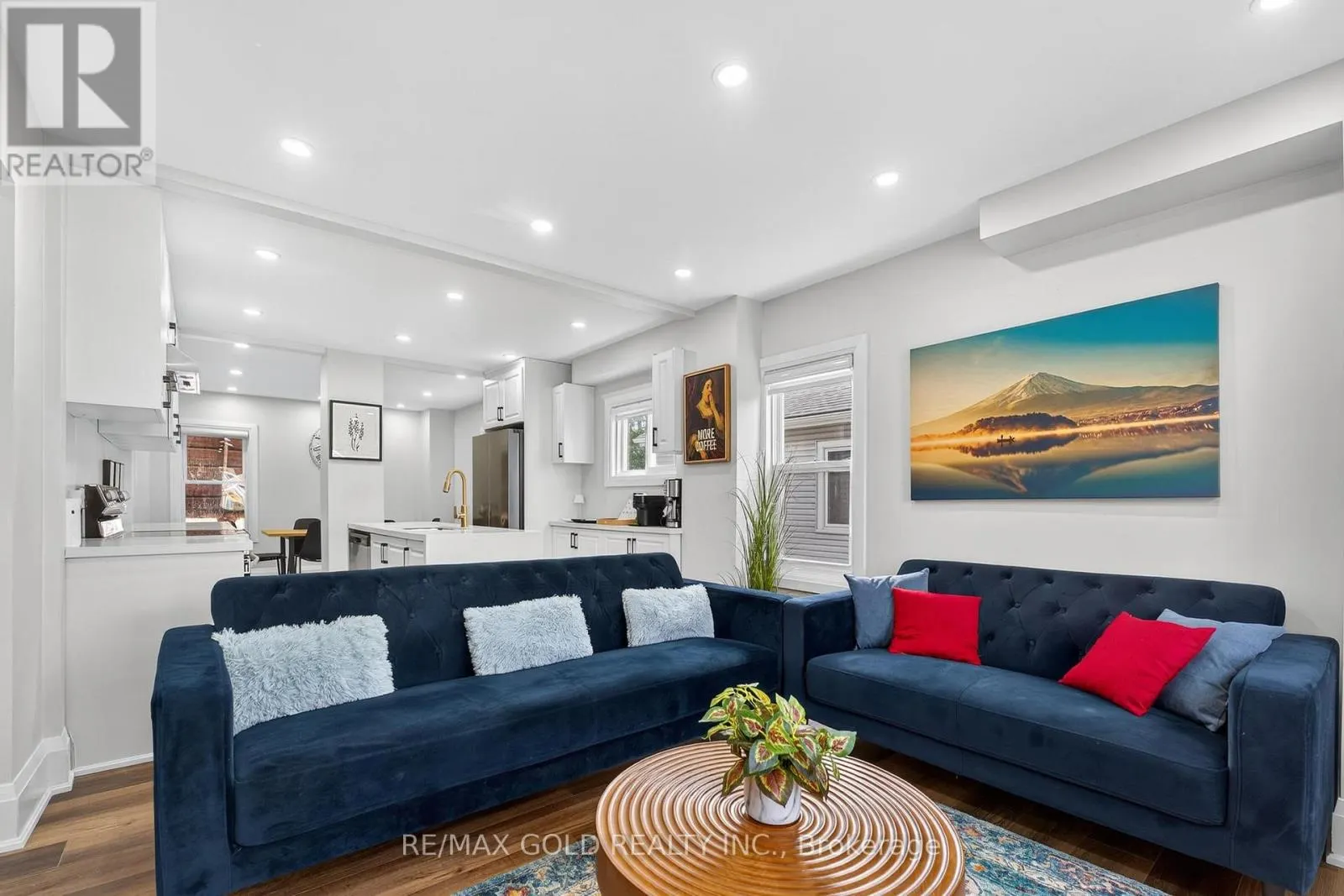 3 WARDROPE AVENUE
