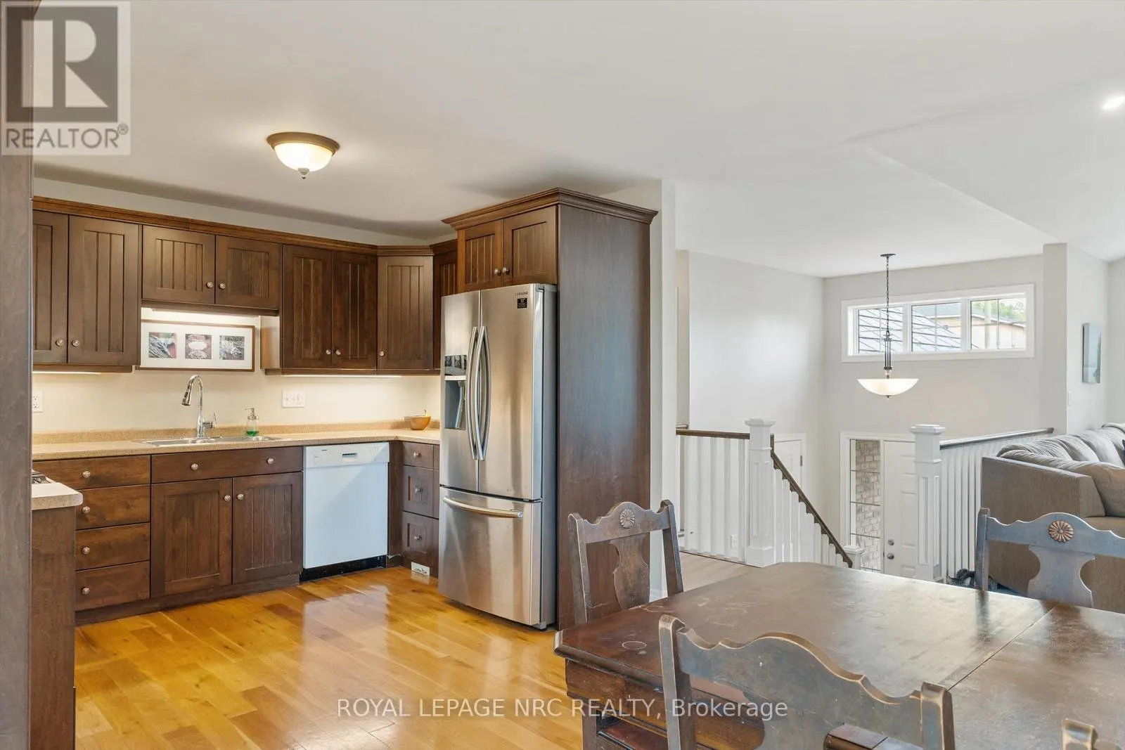 3552 CAMPDEN ROAD
