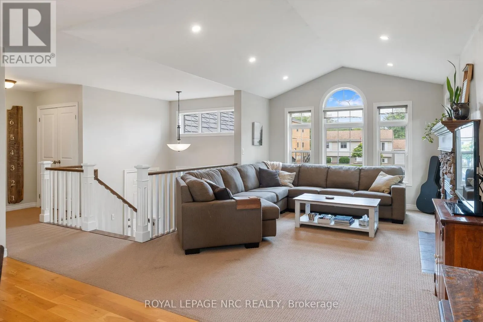 3552 CAMPDEN ROAD