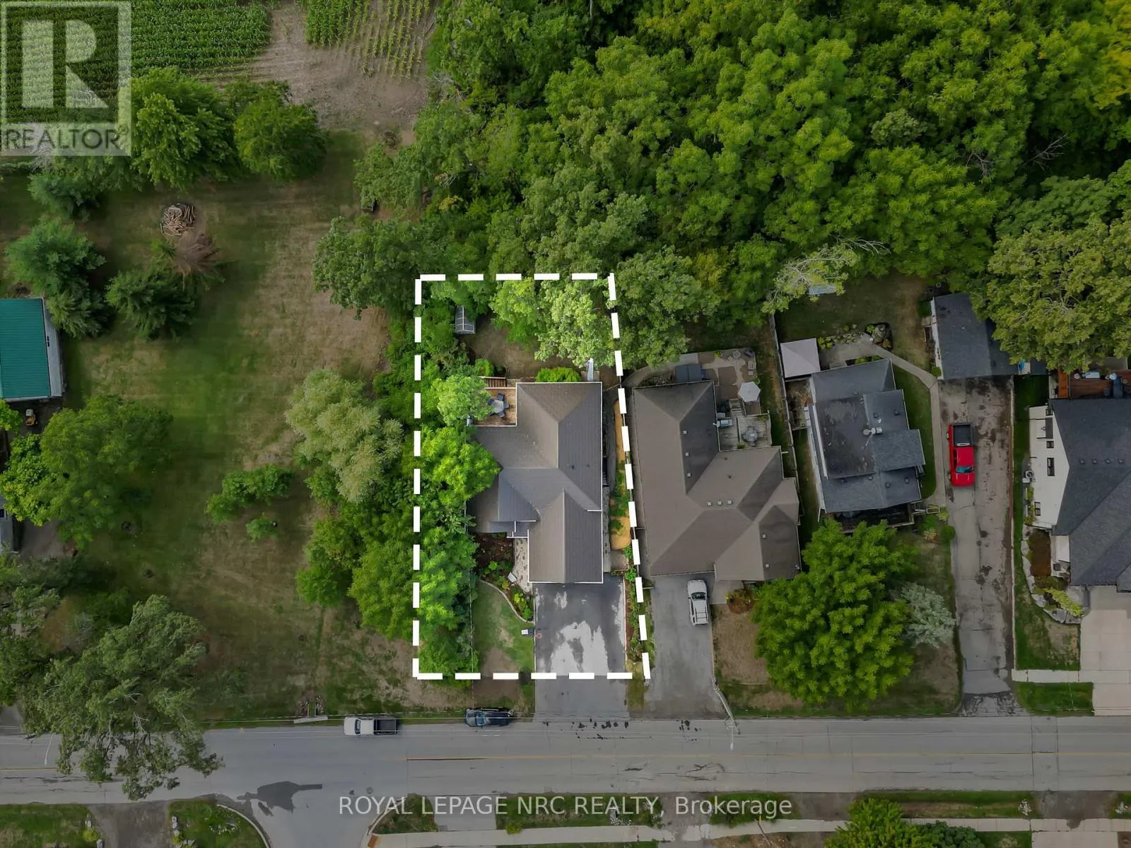 3552 CAMPDEN ROAD