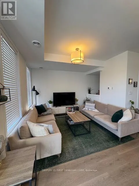 125 - 3900 SAVOY STREET, #125