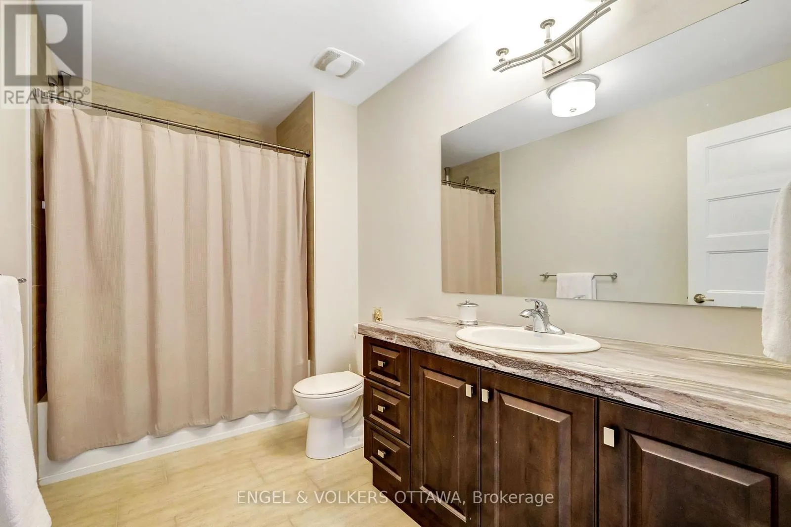 304 COLMAR STREET
