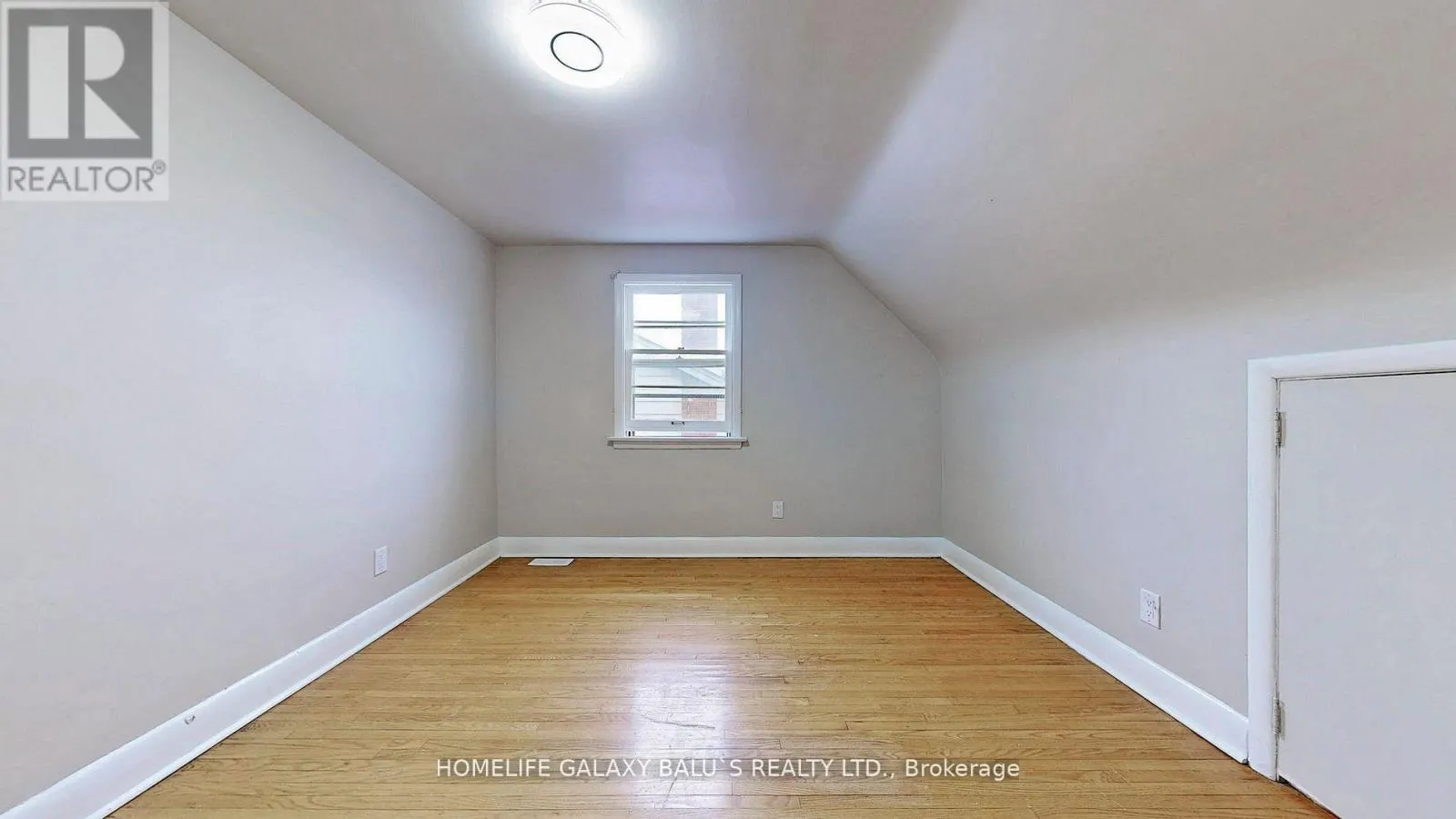 273 DUMFRIES AVENUE
