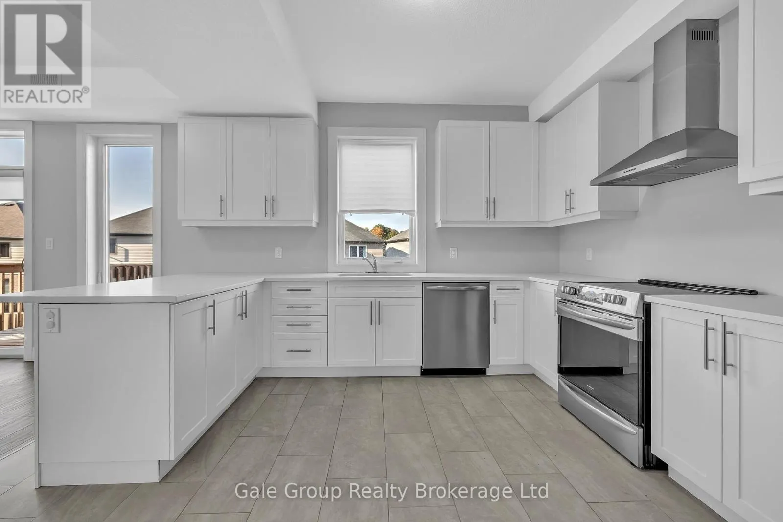 538 FAIRWAY ROAD