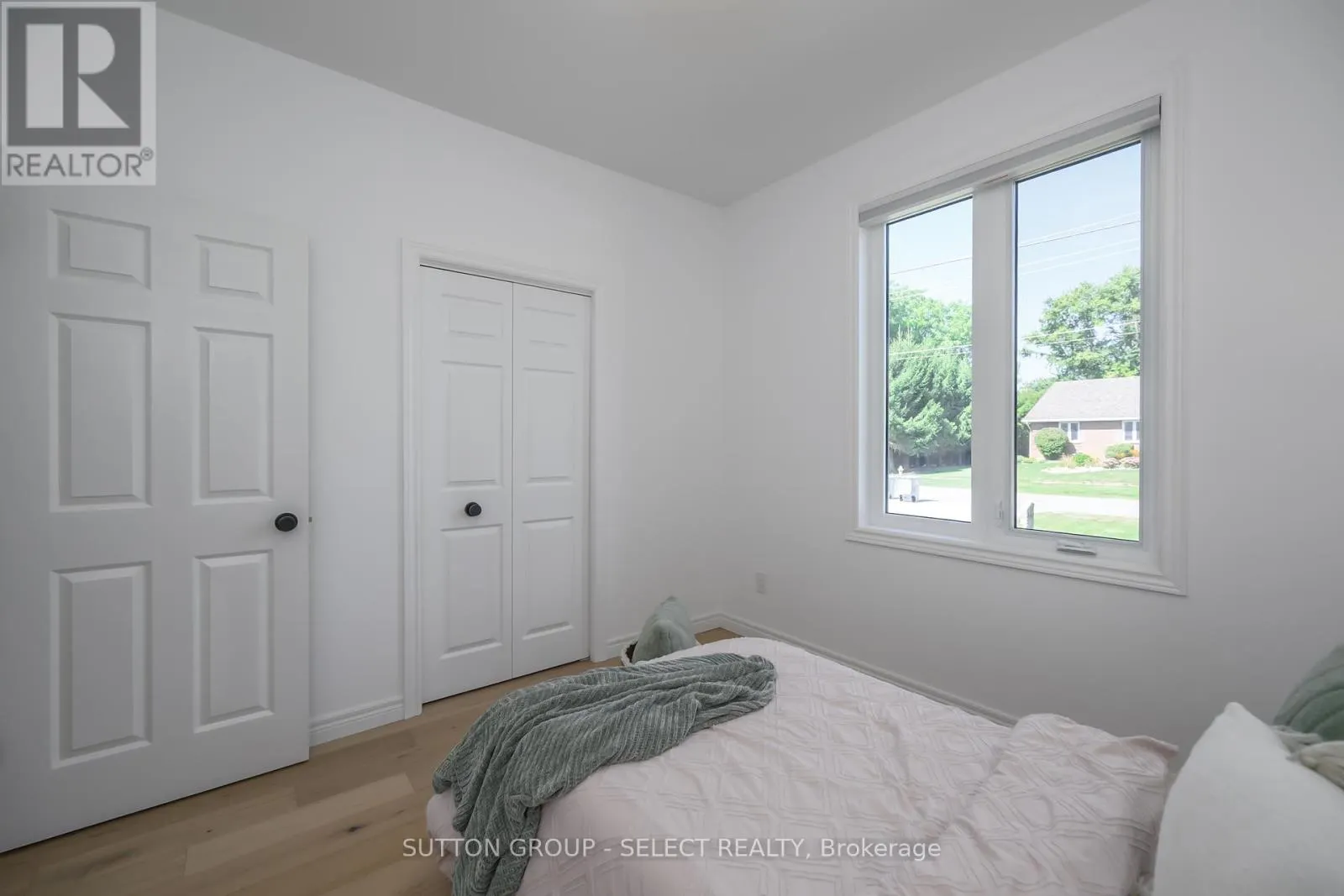 8663 PARKHOUSE DRIVE