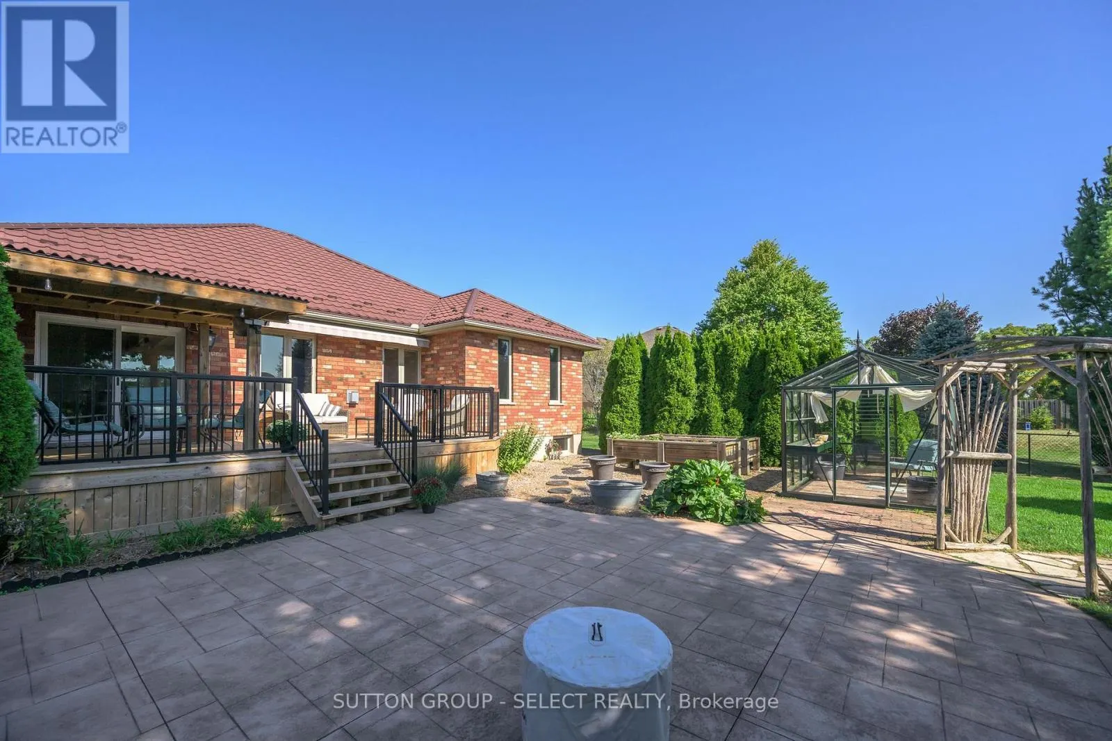 8663 PARKHOUSE DRIVE