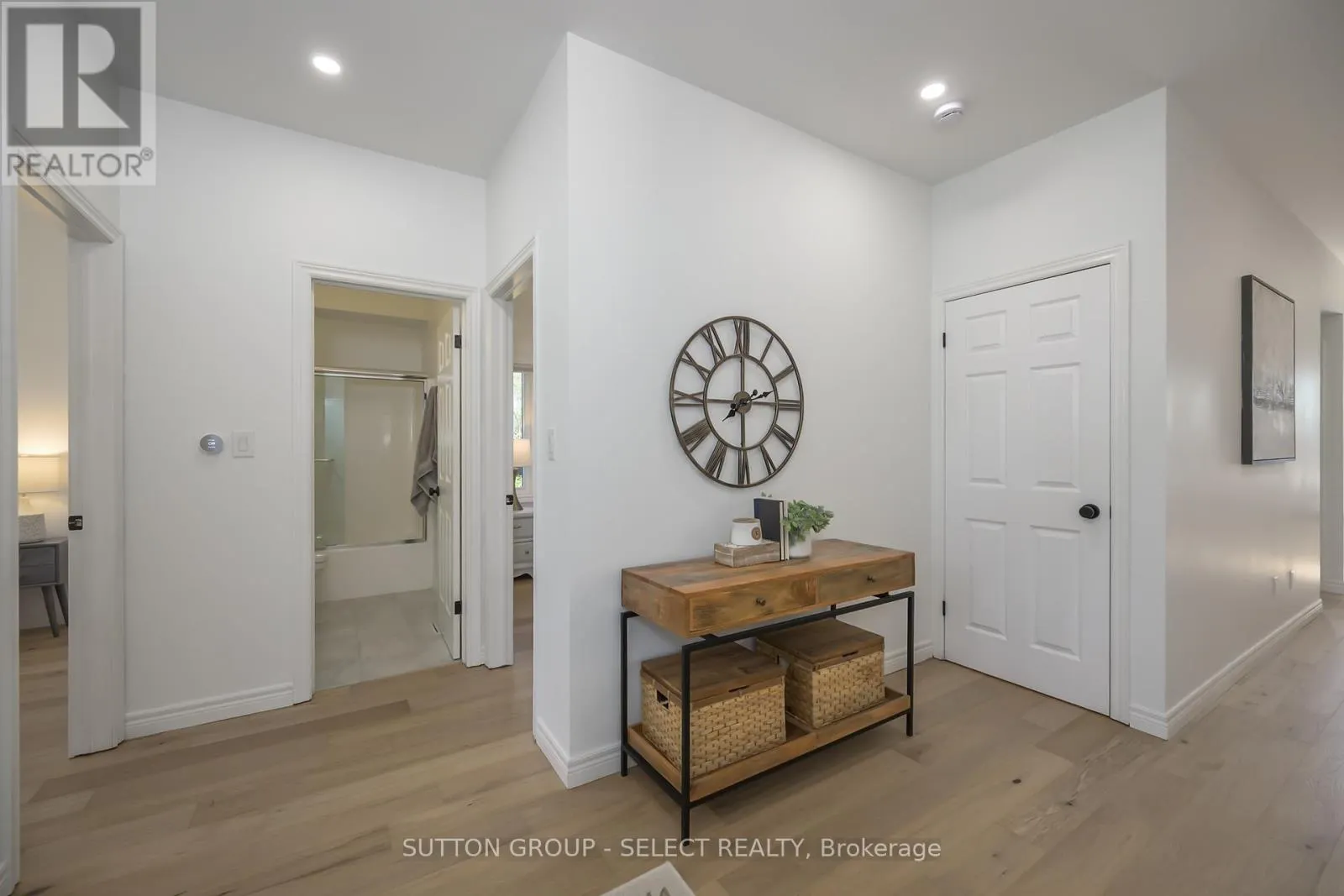 8663 PARKHOUSE DRIVE
