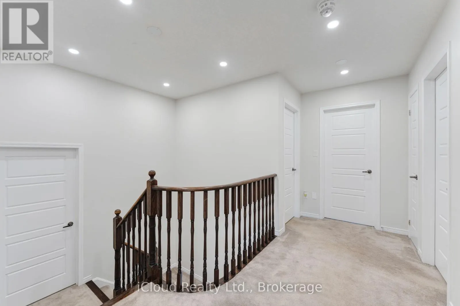 26 MULL AVENUE
