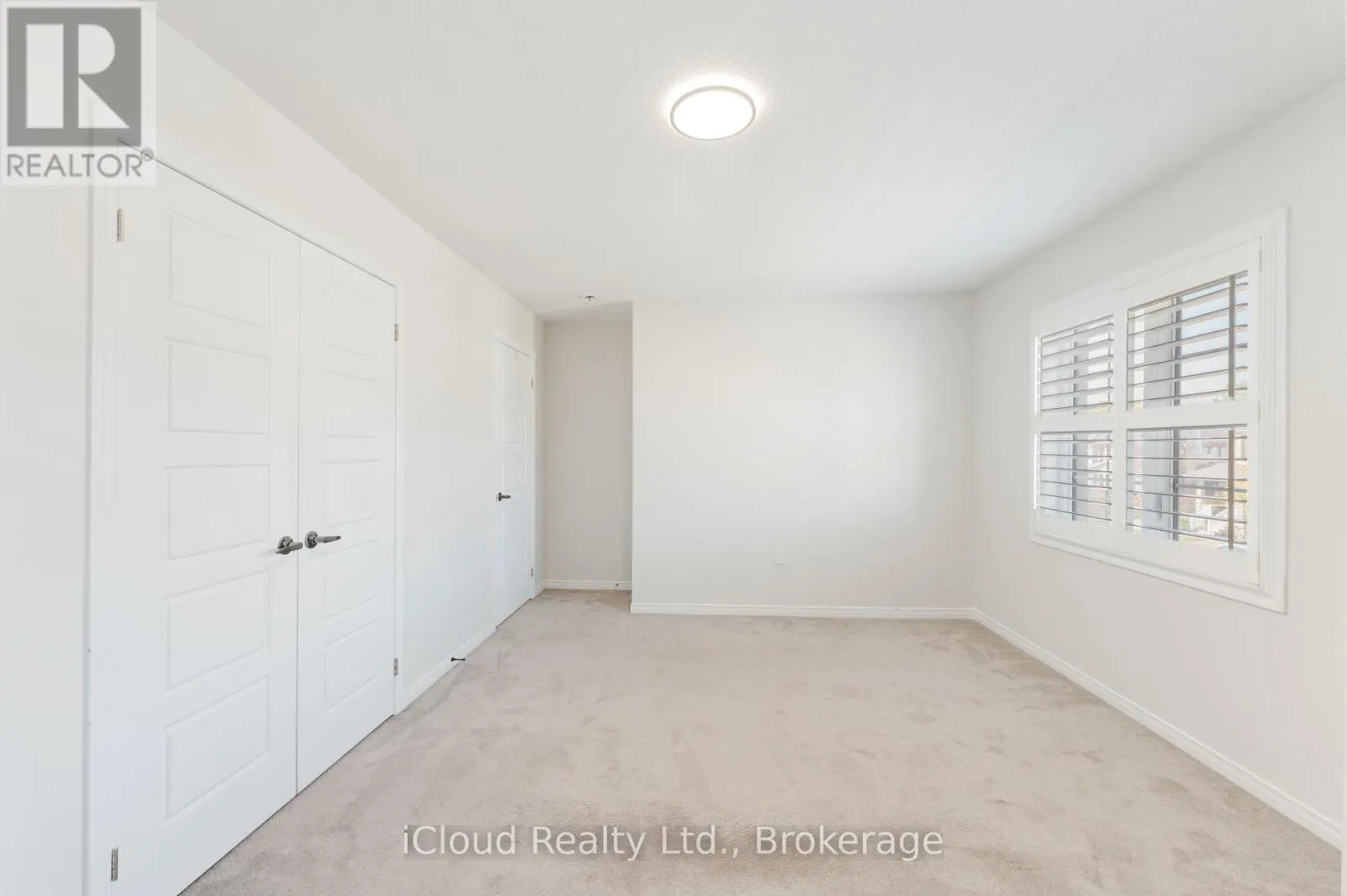 26 MULL AVENUE