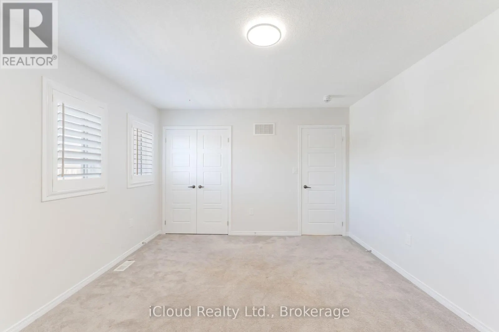 26 MULL AVENUE