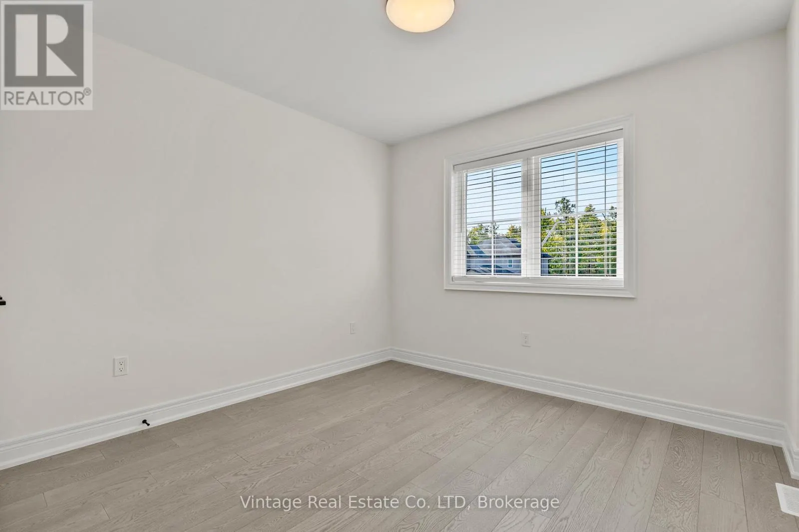181 HODGKINS AVENUE