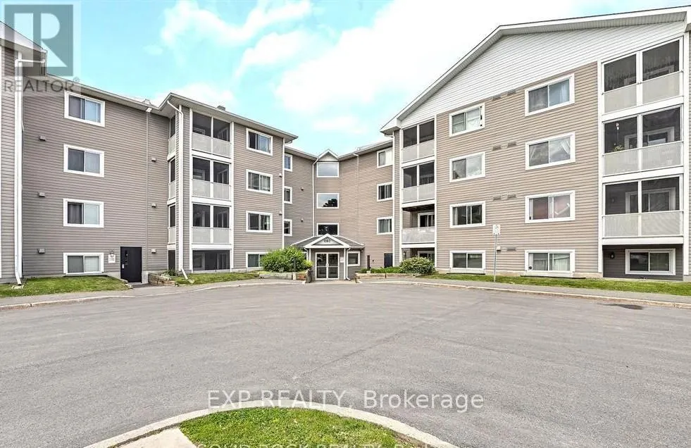 121 - 316 LORRY GREENBERG DRIVE