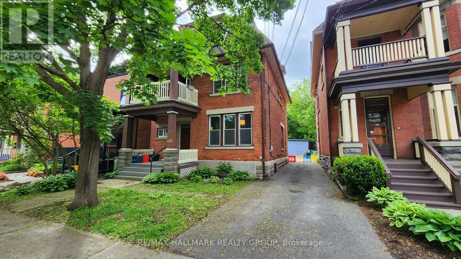 2 - 122 FOURTH AVENUE