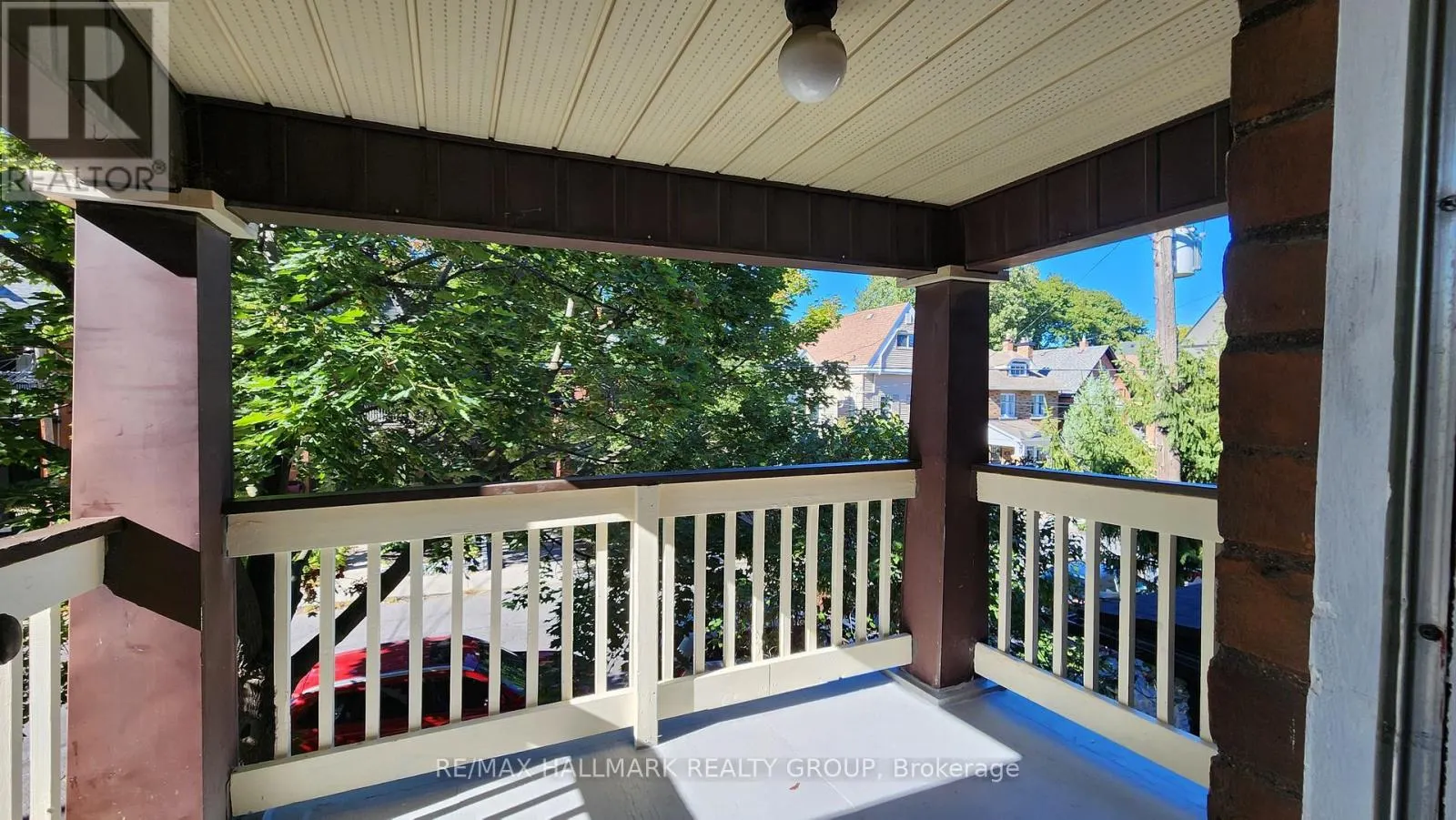 2 - 122 FOURTH AVENUE